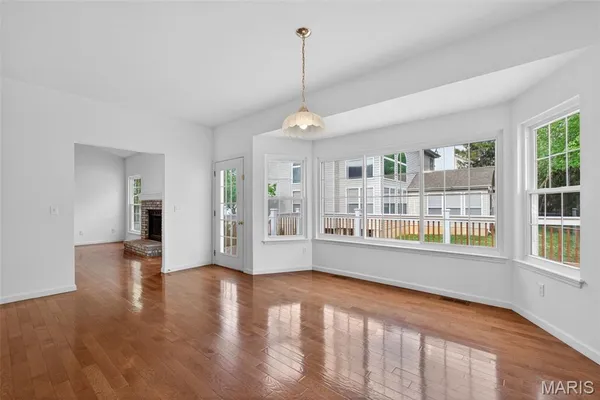 $425,000 | 3 Southern Hills Court, O'Fallon, MO 63366