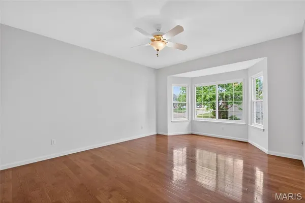 $425,000 | 3 Southern Hills Court, O'Fallon, MO 63366
