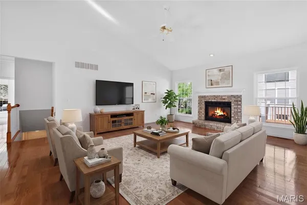 $425,000 | 3 Southern Hills Court, O'Fallon, MO 63366