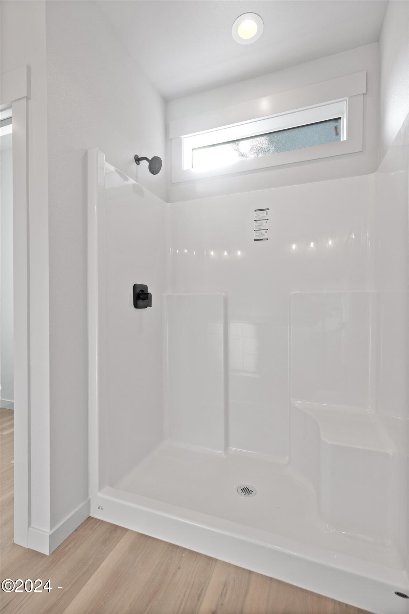 34930 Lahaina Loop Road Pacific City, OR 97135 - Photo 29 of 42 M.bath:shower