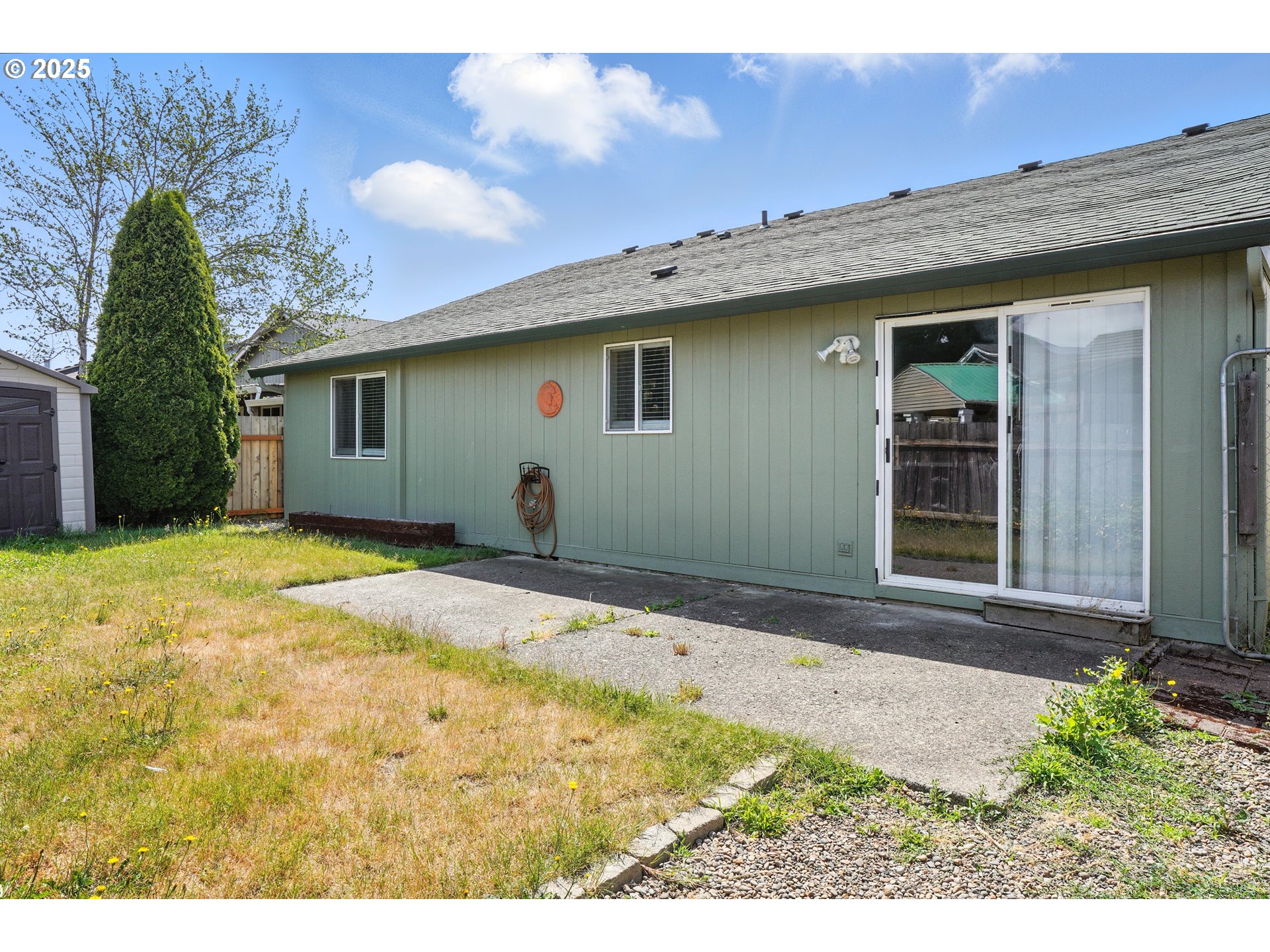 1608 Northwest 3rd Street Battle Ground, WA 98604 - Photo 23 of 26 a view of outdoor space and yard