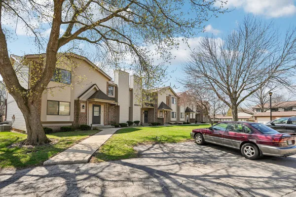 $205,000 | 5726 Cambridge Lane, Unit 4, Mount Pleasant, WI 53406