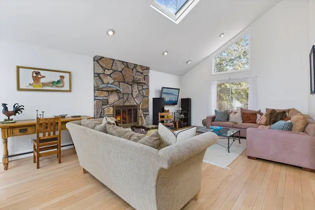 $40,000 | 44 Diane Drive, East Hampton, NY 11937