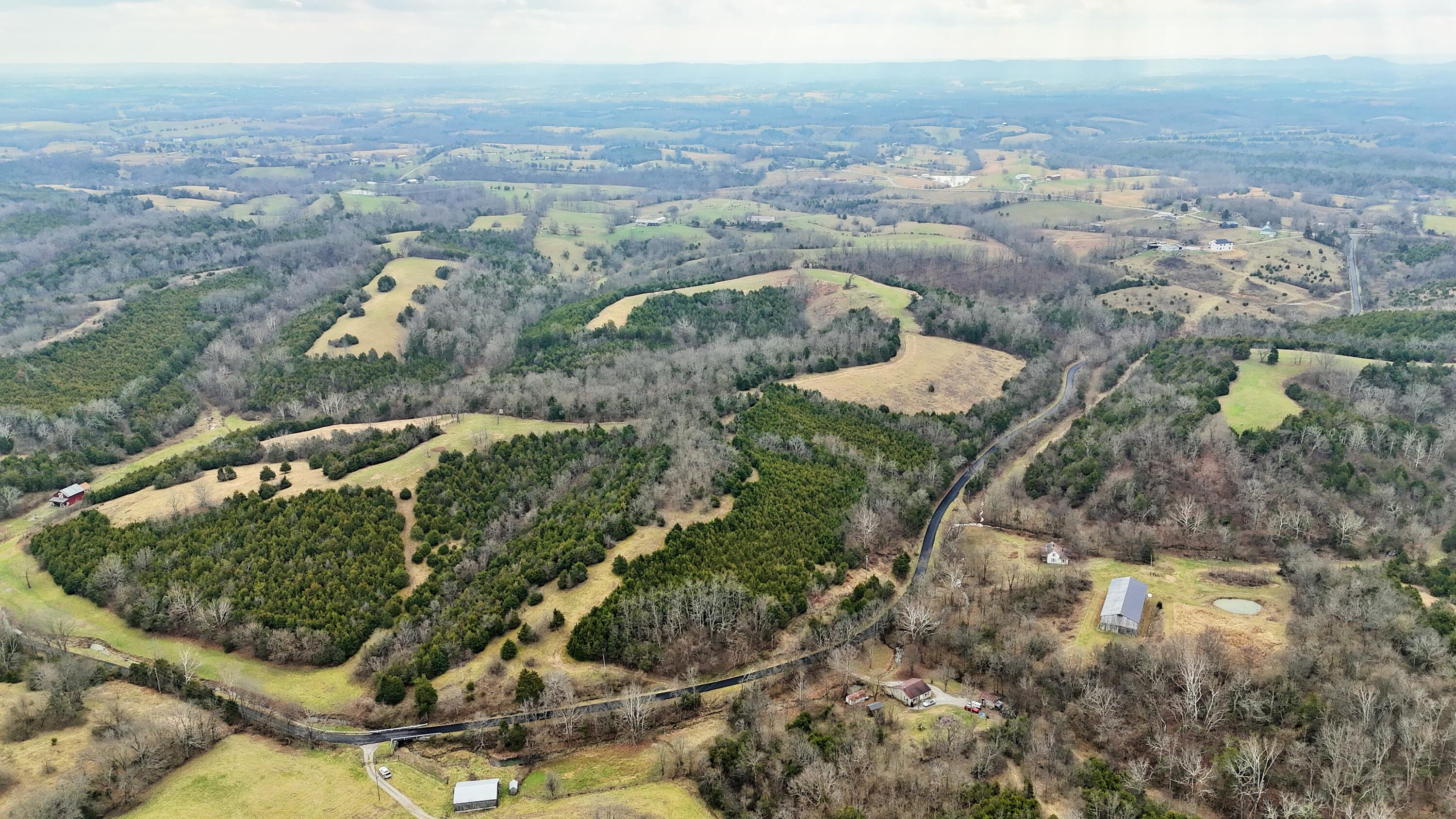 877 Fallis Run Road Harrodsburg, KY 40330 - Photo 1 of 34 DJI_20251227123721_0001_D (2)