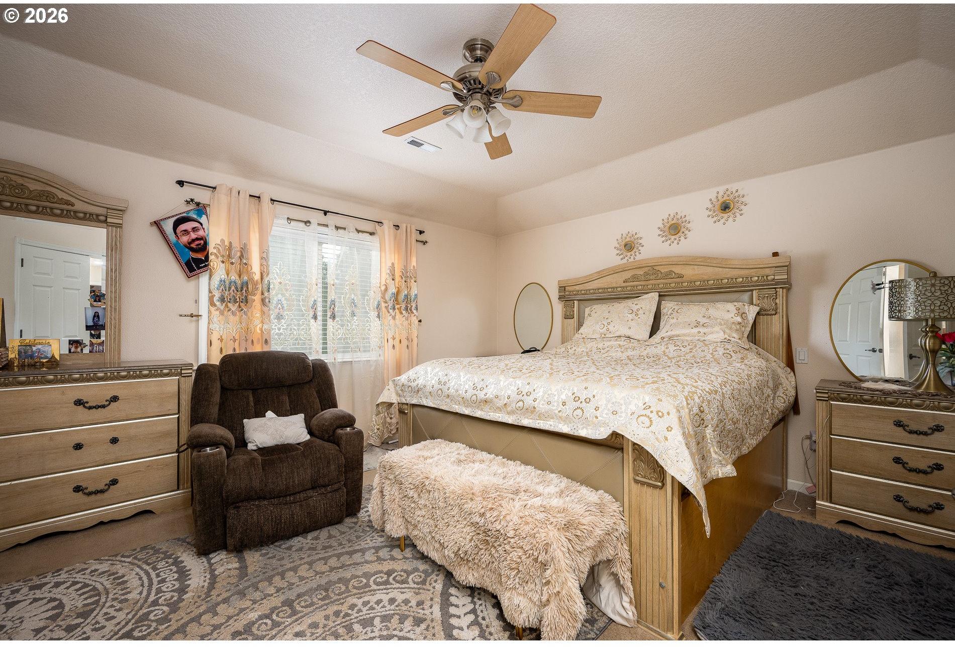 5435 Southeast Old Woods Loop Gresham, OR 97080 - Photo 16 of 48 Gallery Image 16