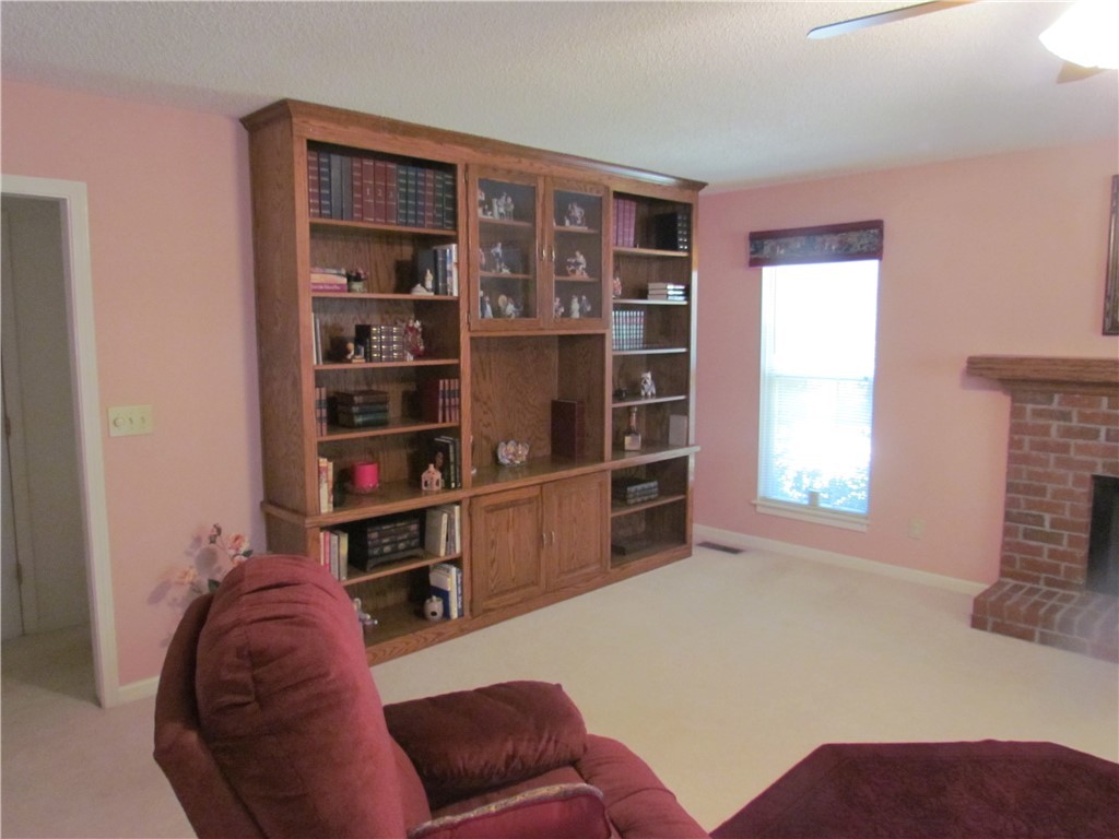 211 Indian Trail Road Seneca, SC 29672 - Photo 4 of 27 Gallery Image 4
