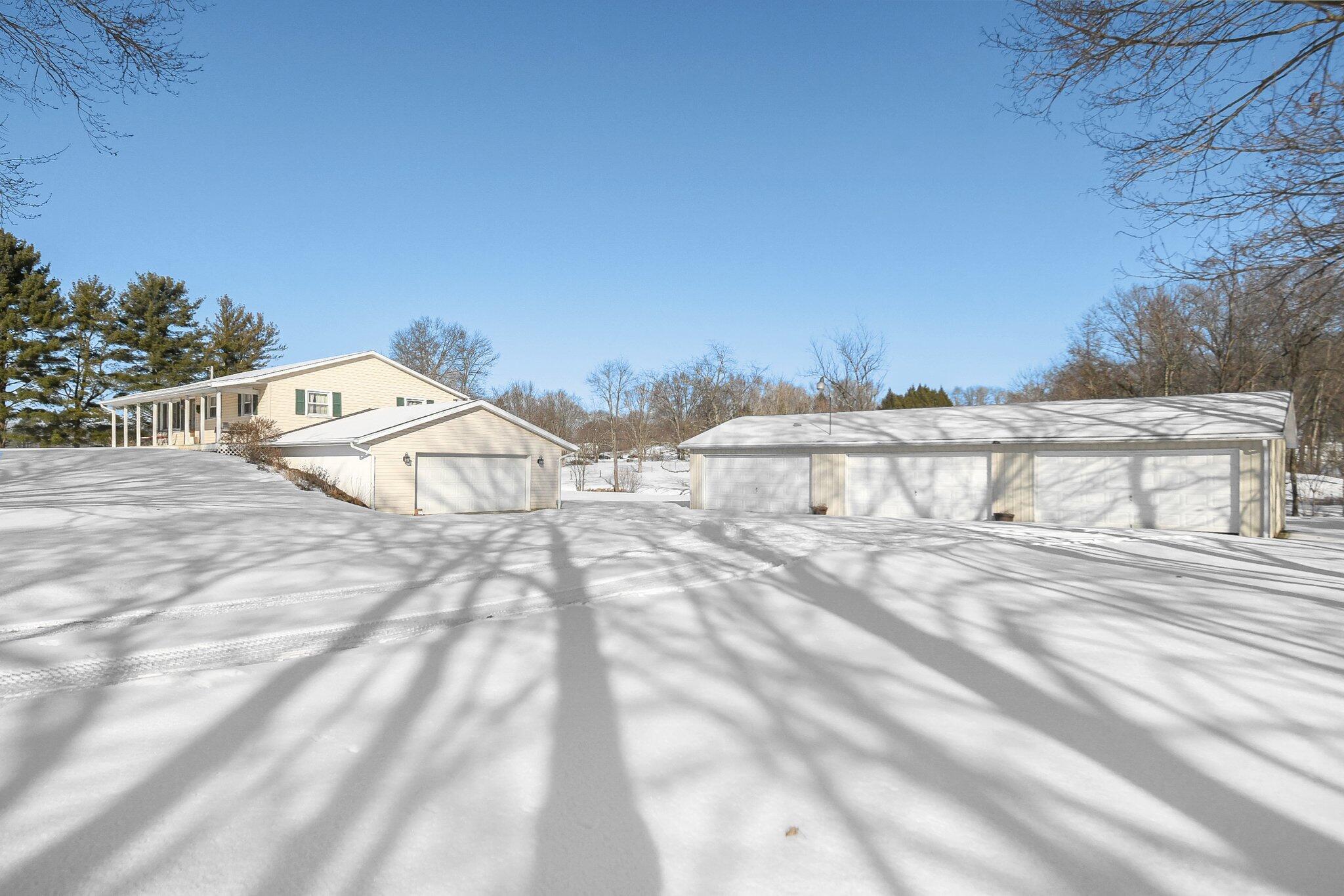 6270 Welsh Road Nashport, OH 43830 - Photo 4 of 49 corner view, 6 car detached