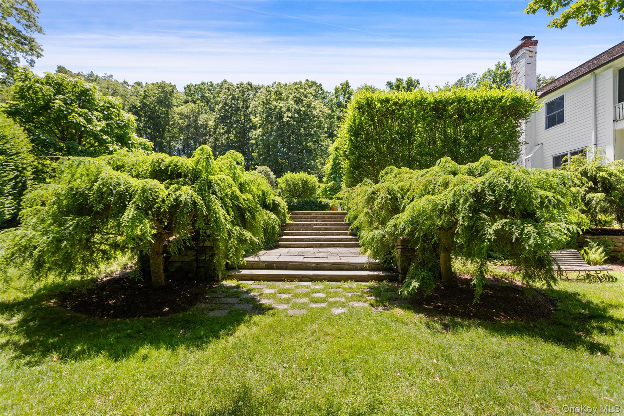 242 Croton Lake Road Katonah, NY 10536 - Photo 5 of 29