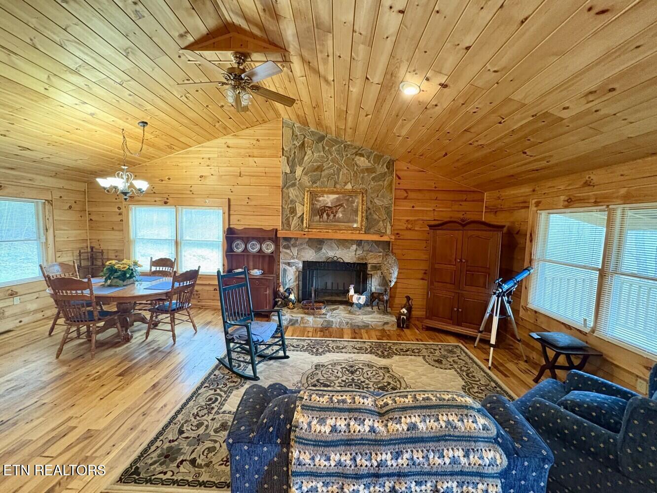 193 Smith Branch Road Roan Mountain, TN 37687 - Photo 33 of 46 6813da1a0f3f2