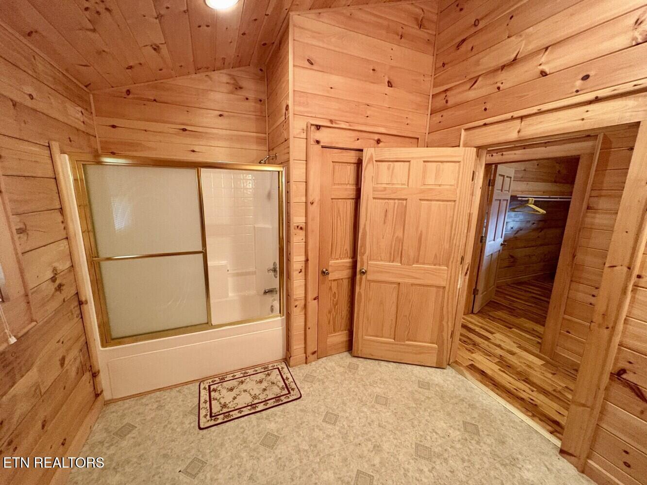 193 Smith Branch Road Roan Mountain, TN 37687 - Photo 40 of 46 6813d9d6c2e5c