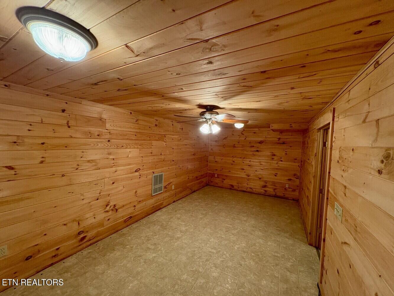 193 Smith Branch Road Roan Mountain, TN 37687 - Photo 45 of 46 6813da3b1a139