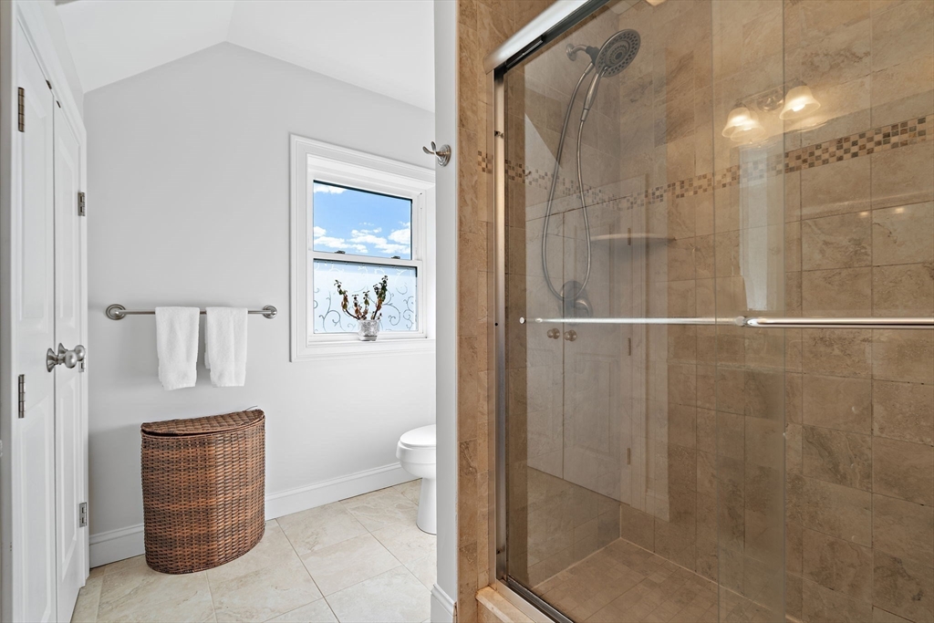 61 Parmenter Road, Unit 1 Waltham, MA 02453 - Photo 24 of 31