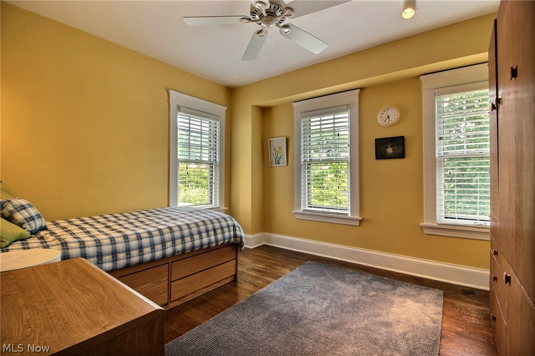 3025 East Overlook Road Cleveland, OH 44118 - Photo 17 of 25 Gallery Image 17