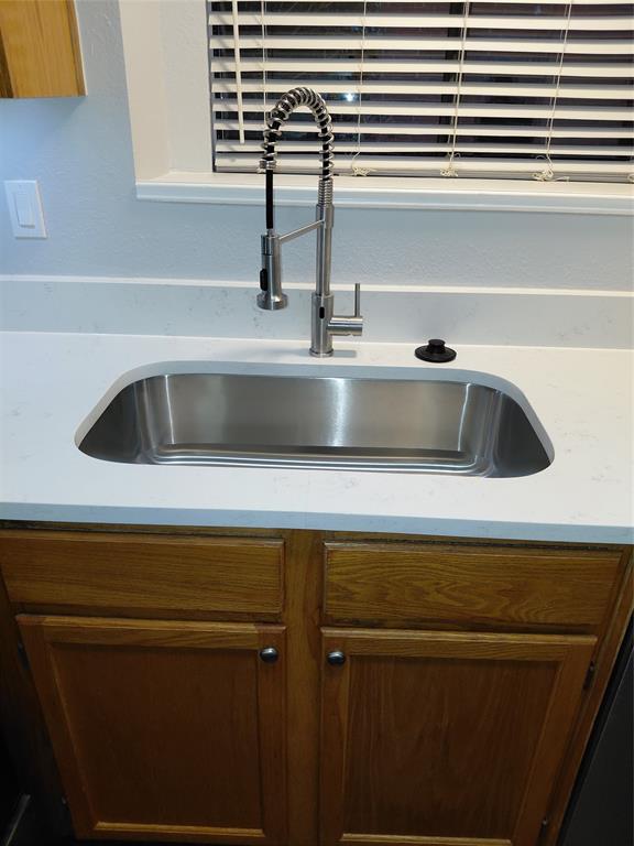626 Albrook Drive Allen, TX 75002 - Photo 11 of 32 New Single SS Sink with New Touchless Faucet