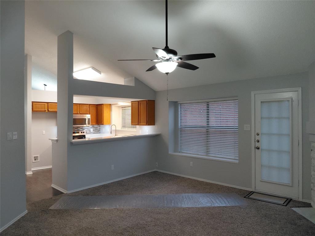 626 Albrook Drive Allen, TX 75002 - Photo 14 of 32 New Undermount Lighting-Control from Anywhere in House