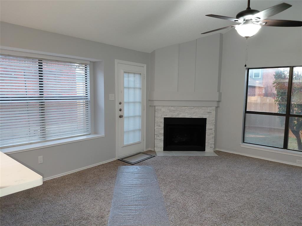 626 Albrook Drive Allen, TX 75002 - Photo 16 of 32 Convenient Window Seat with View of Side Yard/Deck Area