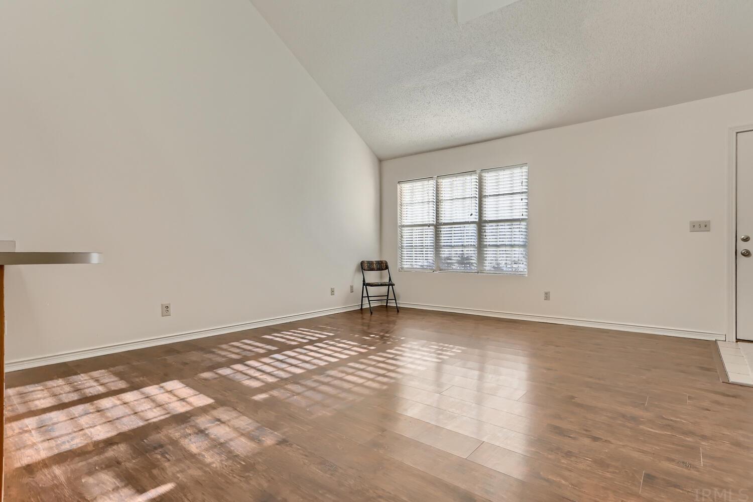 910 Pfeiffer Road Evansville, IN 47711 - Photo 8 of 24 Gallery Image 8