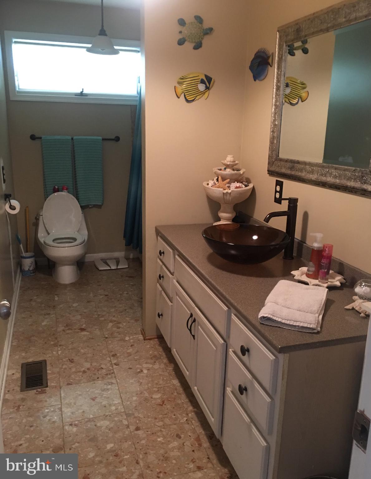 8211 Longpoint Road Baltimore, MD 21222 - Photo 13 of 13
