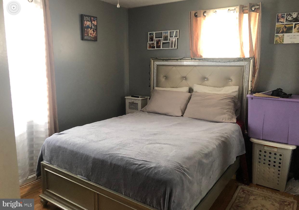 8211 Longpoint Road Baltimore, MD 21222 - Photo 5 of 13