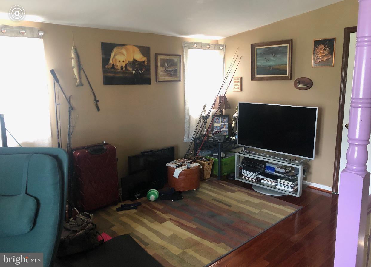 8211 Longpoint Road Baltimore, MD 21222 - Photo 8 of 13