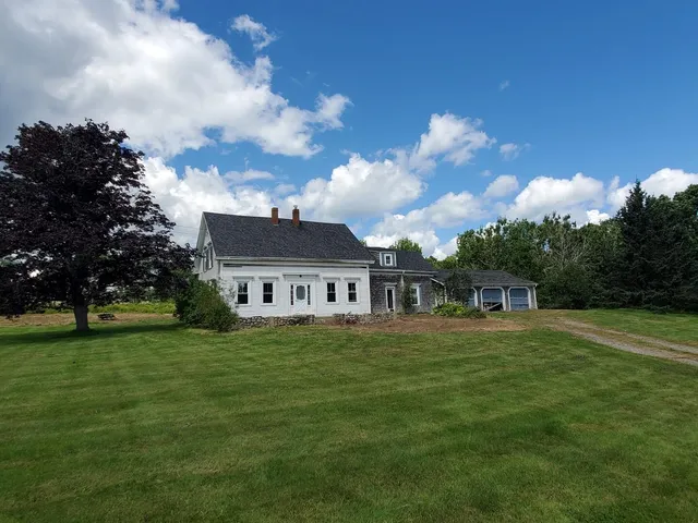 $229,000 | 343 West Main Street, Searsport, ME 04974