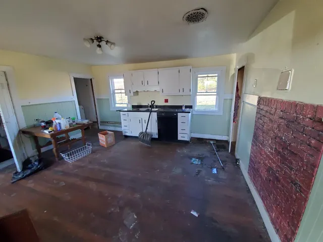 $229,000 | 343 West Main Street, Searsport, ME 04974