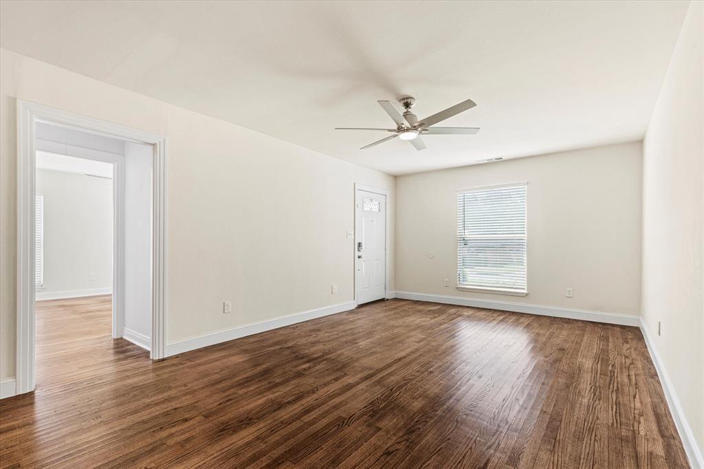 311 West Scott Street Sherman, TX 75092 - Photo 6 of 25