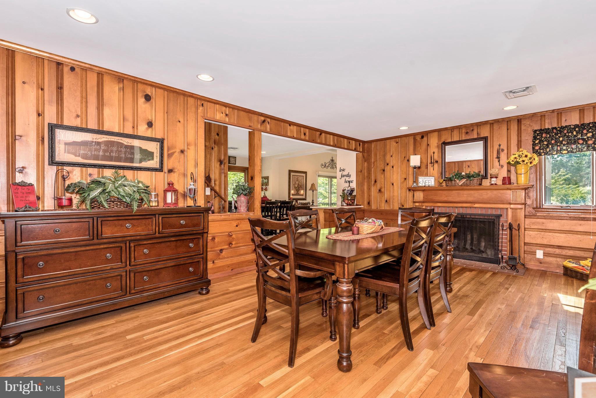 707 Orchard Way Silver Spring, MD 20904 - Photo 7 of 30 Dining Room