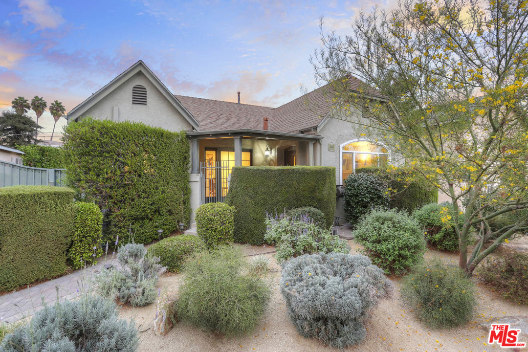 3443 Madera Avenue Los Angeles, CA 90039 - Photo 2 of 46