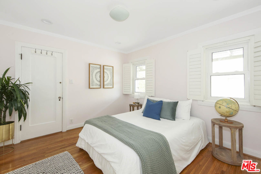 3443 Madera Avenue Los Angeles, CA 90039 - Photo 19 of 46