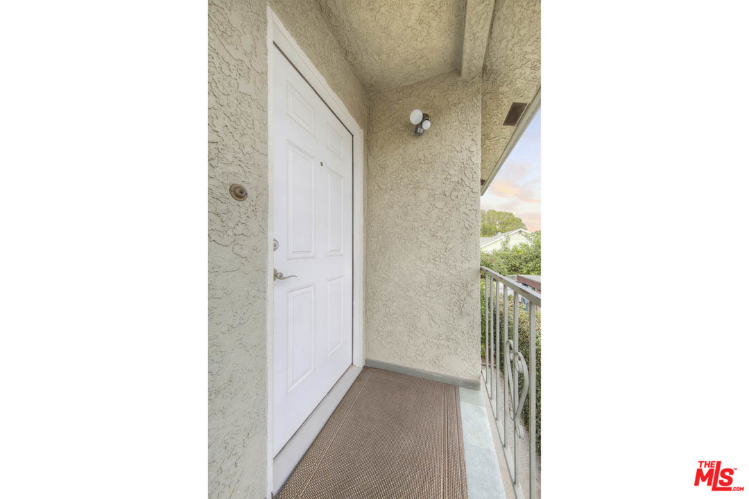 3443 Madera Avenue Los Angeles, CA 90039 - Photo 23 of 46