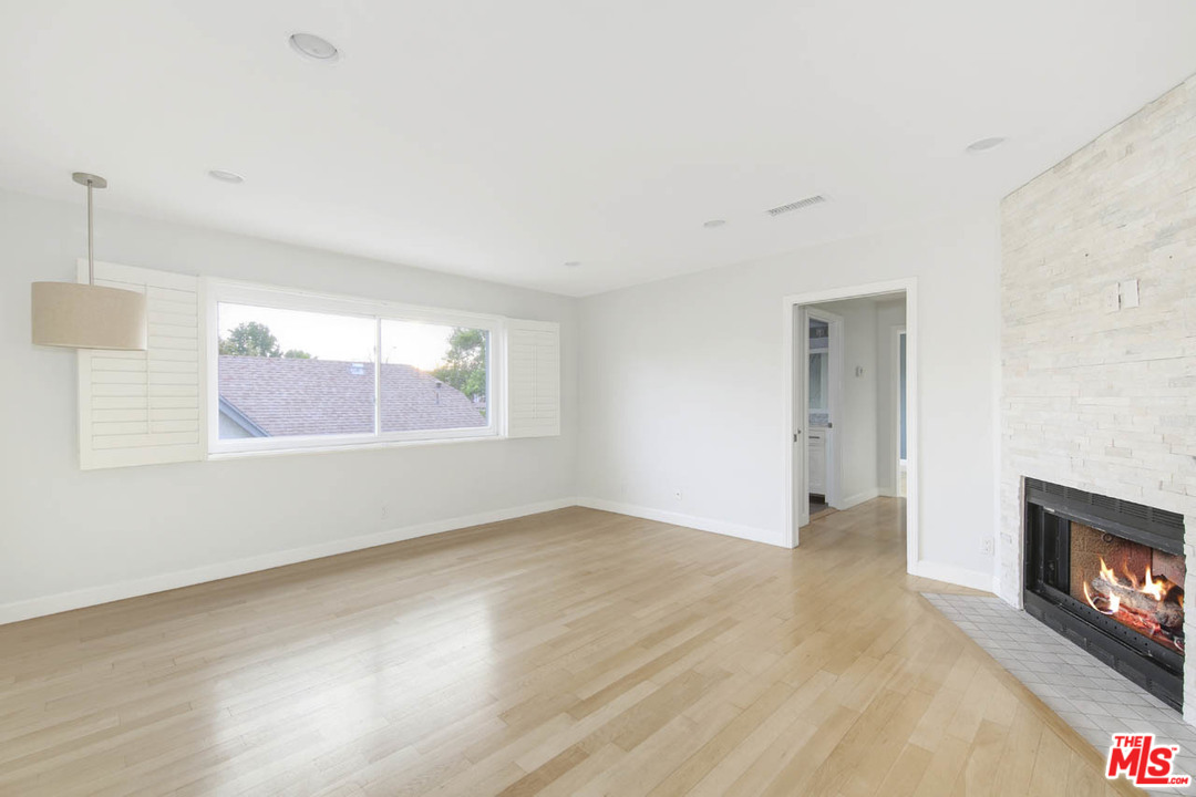 3443 Madera Avenue Los Angeles, CA 90039 - Photo 24 of 46