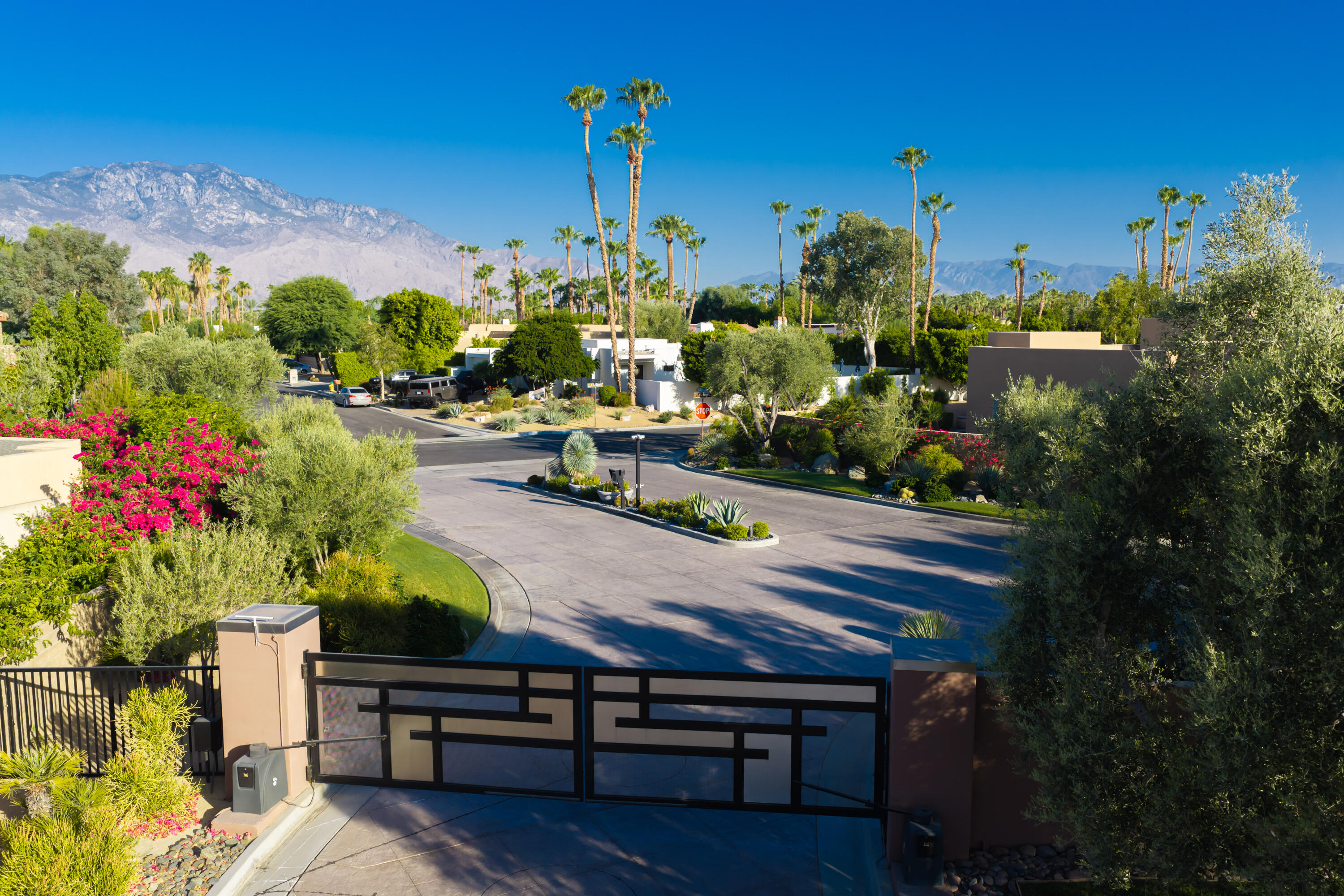 0 Ambassador Circle, Unit 17 Rancho Mirage, CA 92270 - Photo 1 of 6 1-print-DC_33Ambassador_Miller_0726_001