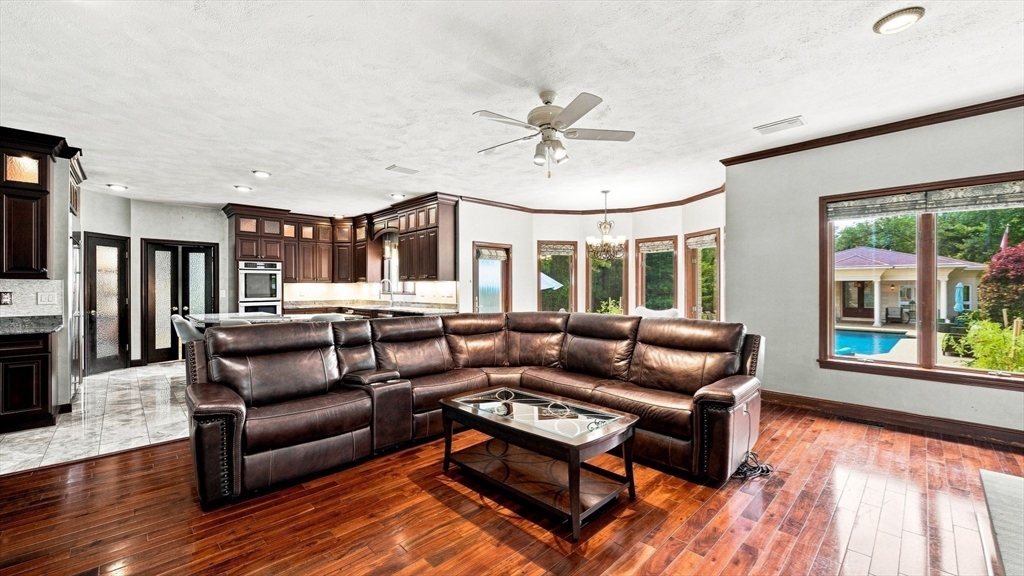 41 Spruce Road North Reading, MA 01864 - Photo 20 of 40 Gallery Image 20
