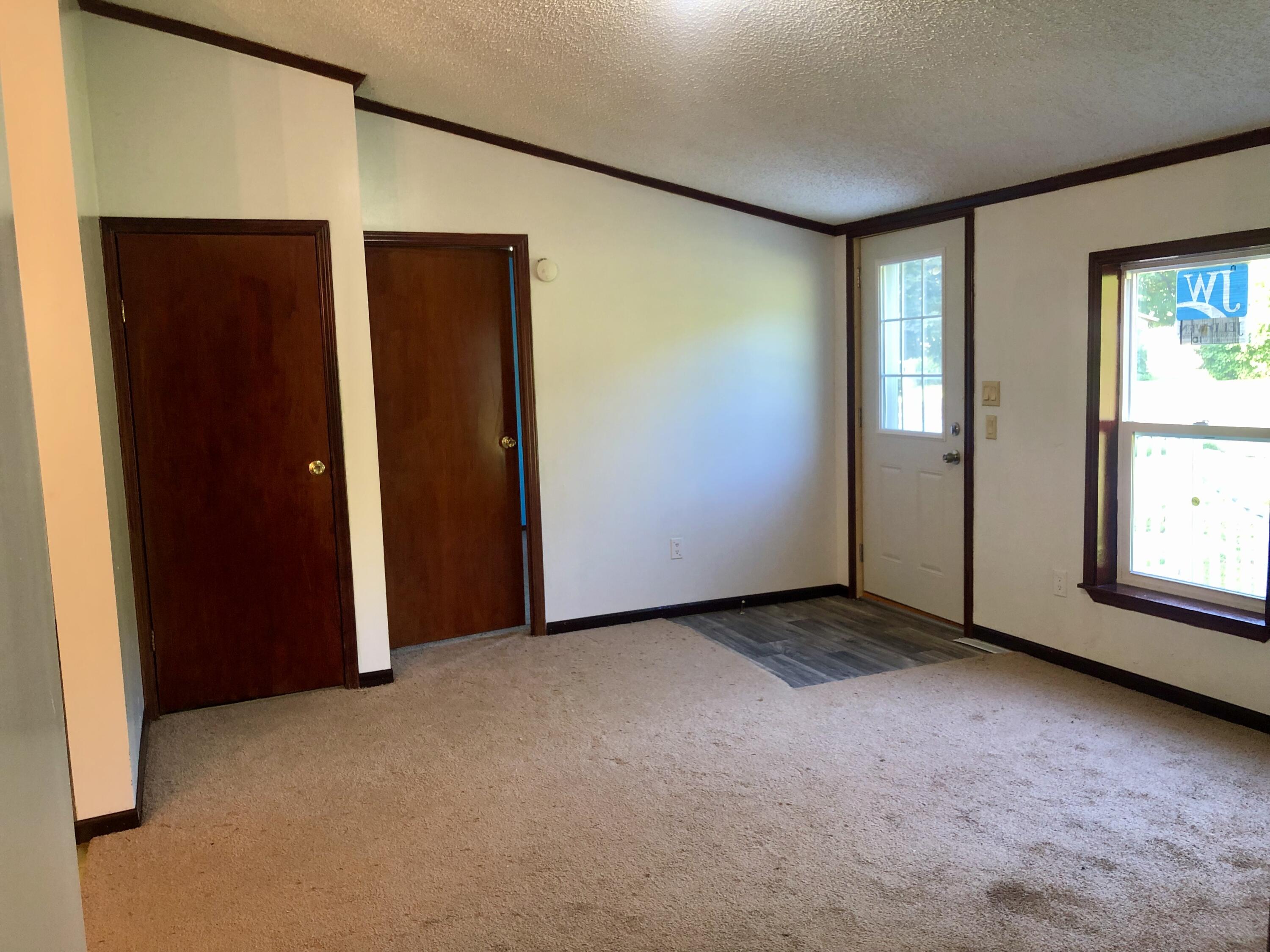 303 North Erie Street Three Rivers, MI 49093 - Photo 3 of 11 Living Room