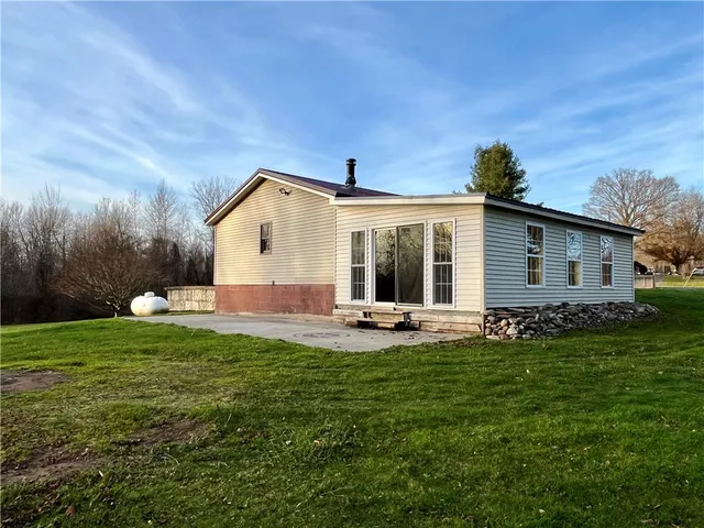 $199,900 | 11834 Tellier Road, Wolcott, NY 14590