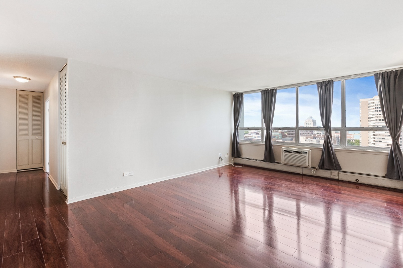 6171 North Sheridan Road, Unit 1503 Chicago, IL 60660 - Photo 9 of 24