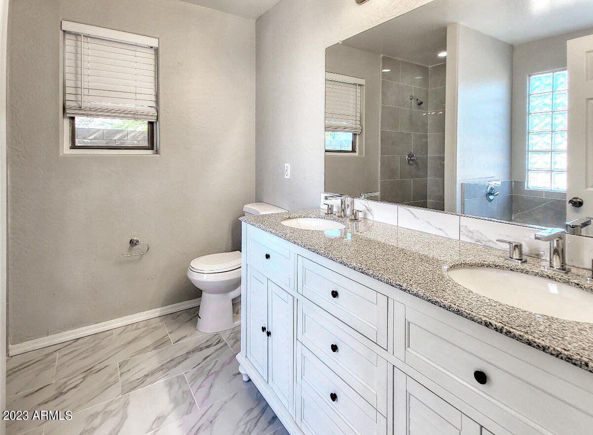 4332 West Alta Vista Road Laveen, AZ 85339 - Photo 10 of 25 vanity