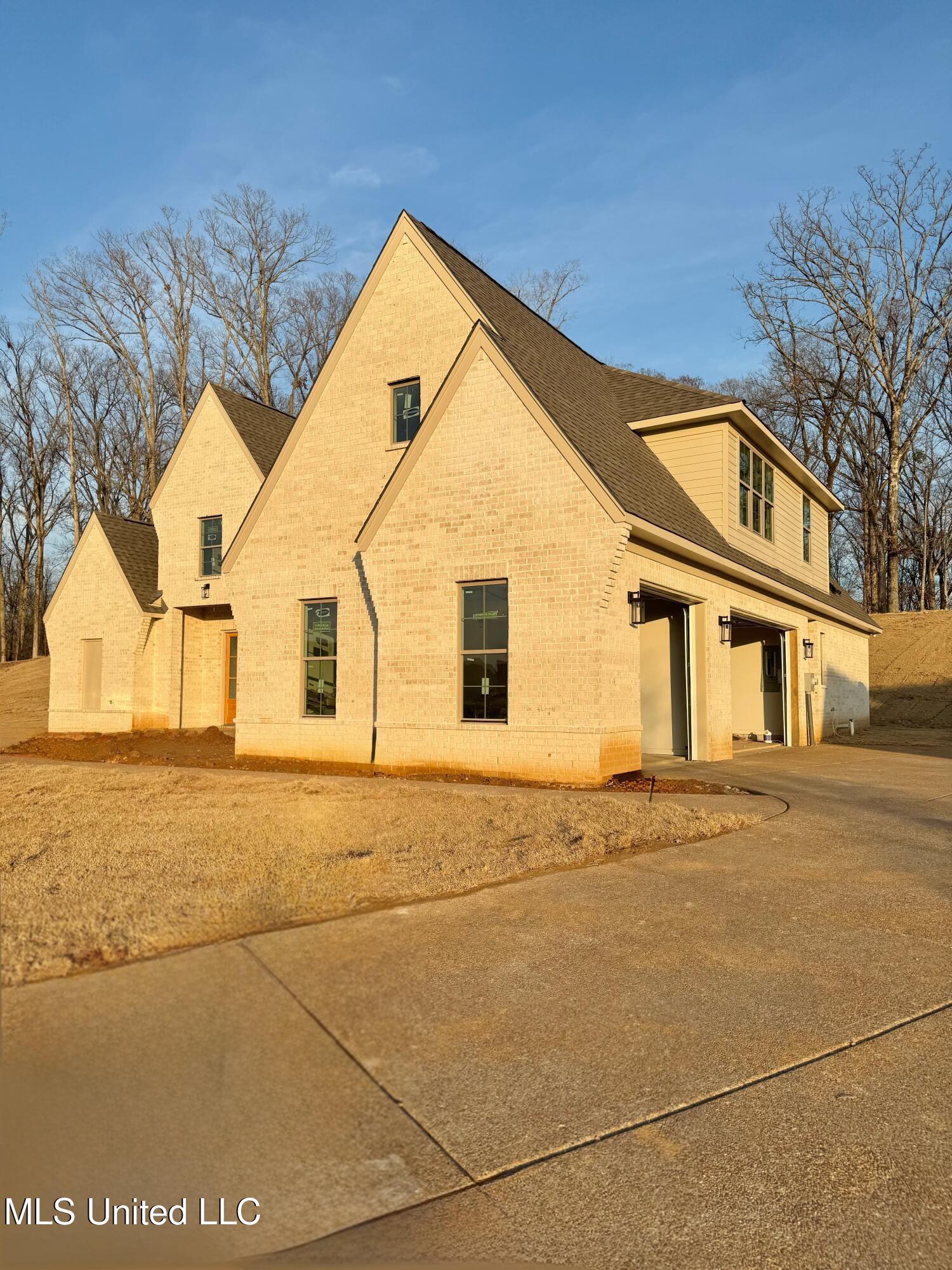 8593 Gwin Hollow Olive Branch, MS 38654 - Photo 4 of 26 IMG_0414