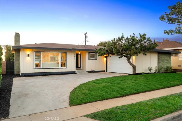 $950,000 | 10421 South 1st Avenue, Inglewood, CA 90303
