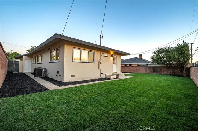 $950,000 | 10421 South 1st Avenue, Inglewood, CA 90303