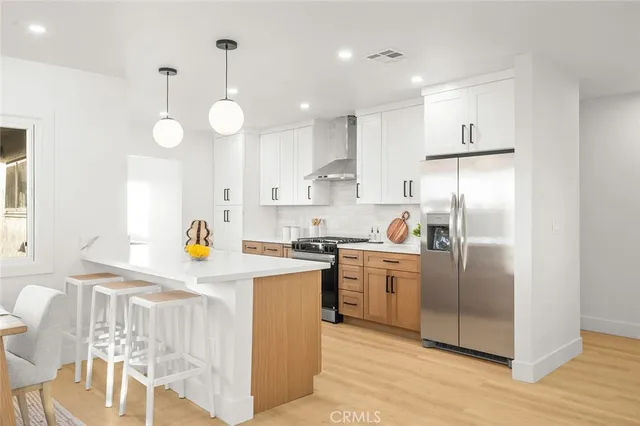 $950,000 | 10421 South 1st Avenue, Inglewood, CA 90303