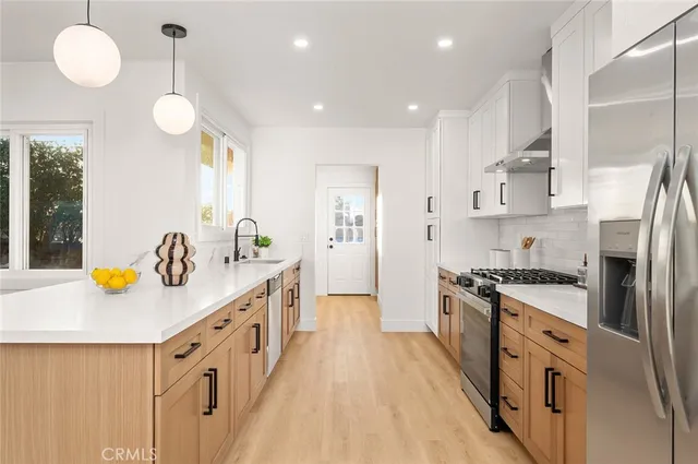 $950,000 | 10421 South 1st Avenue, Inglewood, CA 90303