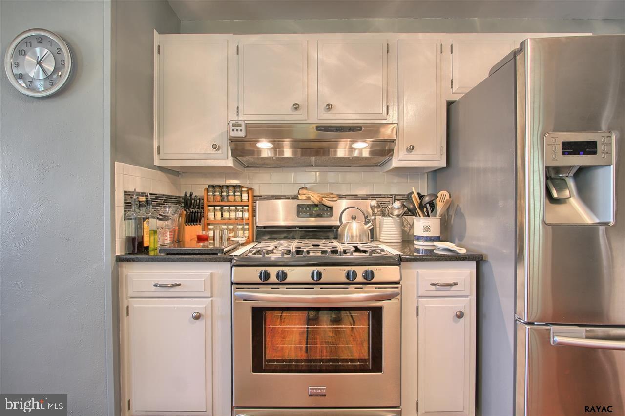 2414 Croll School Road York, PA 17403 - Photo 14 of 32 Gallery Image 14