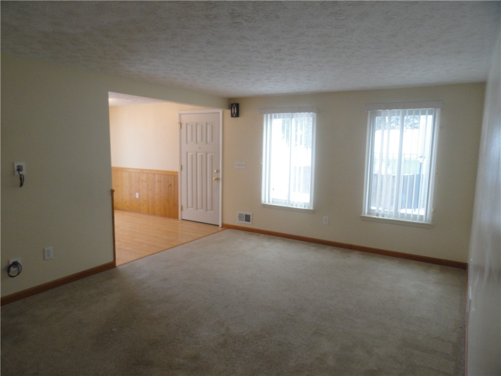 206 Greenway Boulevard Riga, NY 14428 - Photo 4 of 50