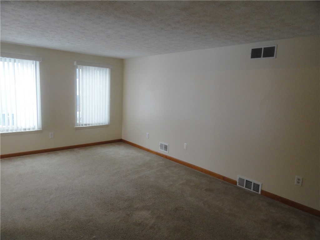 206 Greenway Boulevard Riga, NY 14428 - Photo 5 of 50