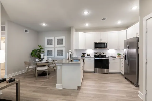 $1,460 | 5131 Williams Way Boulevard, Unit 2116, Richmond, TX 77469