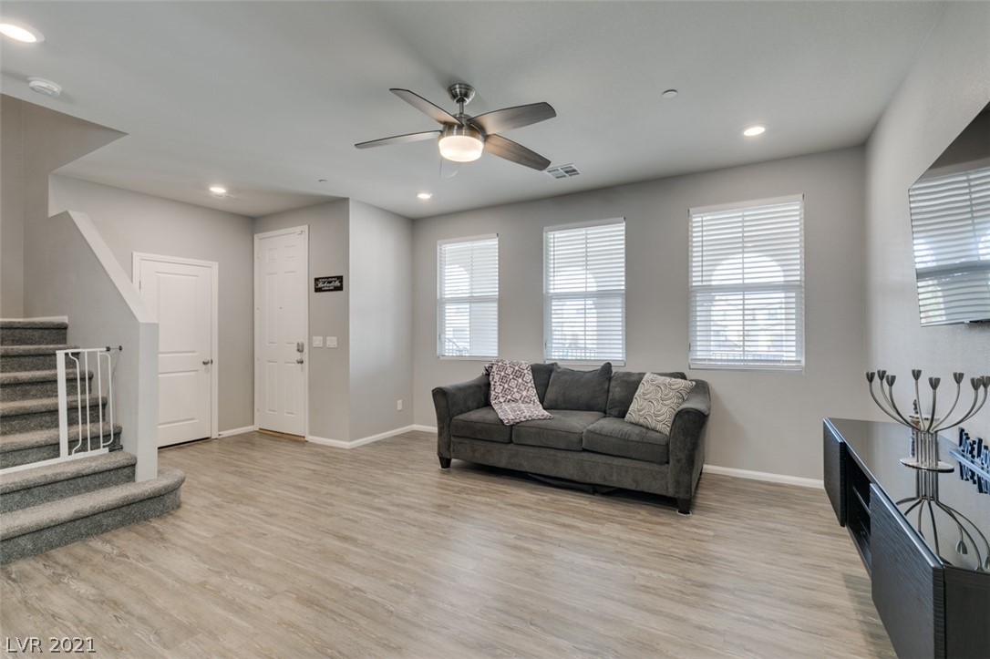 2872 Turnstone Ridge Street Henderson, NV 89044 - Photo 11 of 50 Gallery Image 11