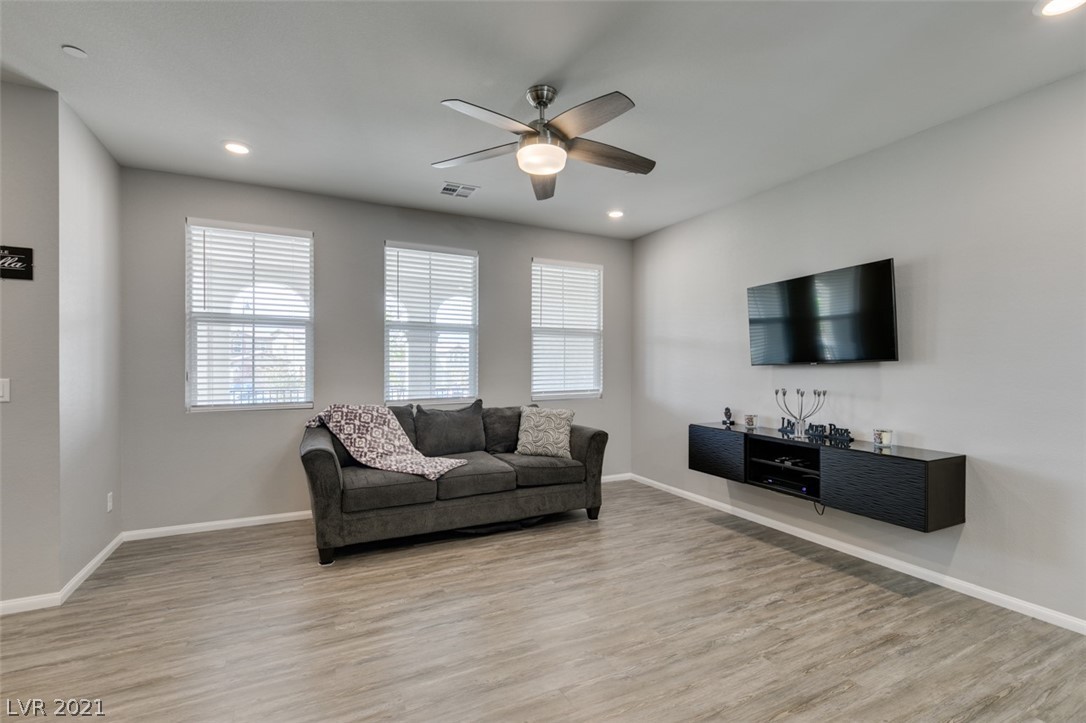 2872 Turnstone Ridge Street Henderson, NV 89044 - Photo 12 of 50 Gallery Image 12