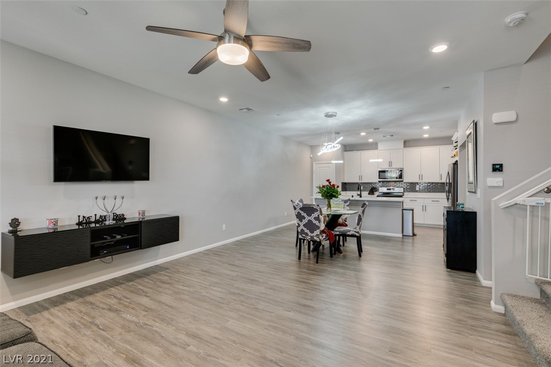 2872 Turnstone Ridge Street Henderson, NV 89044 - Photo 8 of 50 Gallery Image 8